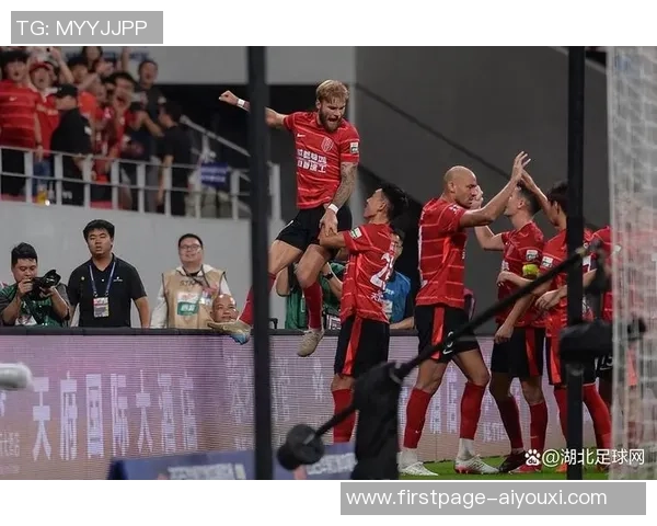 成都足球队荣登足球节奏排行榜第四名引发热议